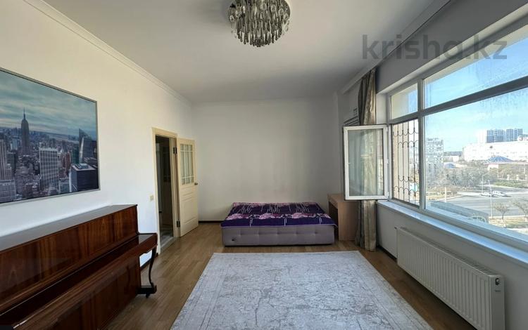 2-комнатная квартира · 80 м² · 6/14 этаж, 10-й мкр 10 за 29 млн 〒 в Актау — фото 9