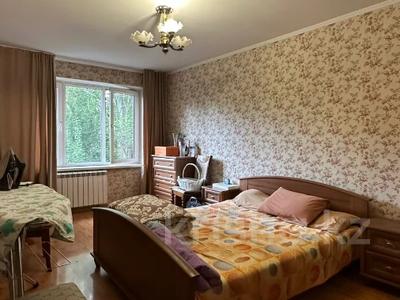 4-комнатная квартира · 76 м² · 4/4 этаж, мкр Коктем-3 — Бухар Жырау Байзакова за ~ 50 млн ₸ в Алматы, Бостандыкский р-н