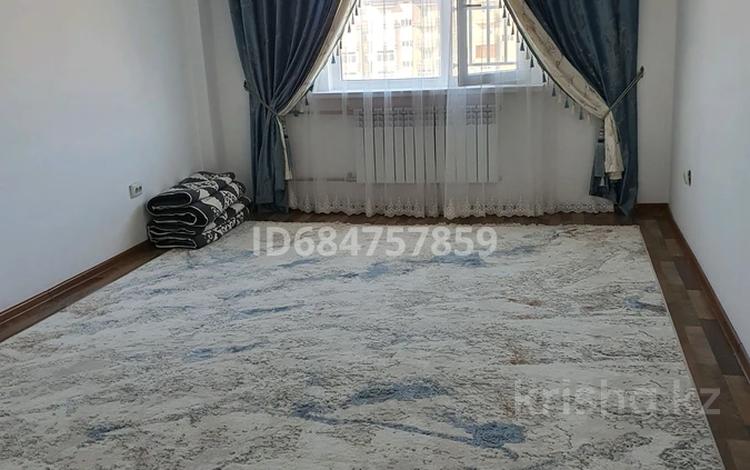 3-комнатная квартира, 72 м², 4/5 этаж, 15-й мкр 22 за 19 млн 〒 в Таразе — фото 2