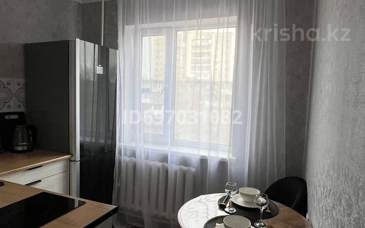 1-комнатная квартира · 52 м² · 4/5 этаж, Абая — Абая Металлургов за 8 000 ₸ в Темиртау — фото 2