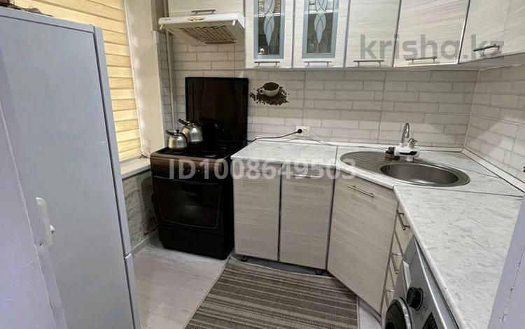 3-комнатная квартира · 64 м² · 3/4 этаж, Шұғыла 24/26 74 — Атамұра аптека,поликлиника ,мектеп,садик за 13 млн ₸ в Жанаозен — фото 2
