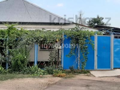 Отдельный дом · 4 комнаты · 85 м² · 5.8 сот., Байдилдаева 33 за 40 млн ₸ в Таразе