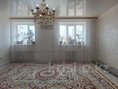 3-комнатная квартира · 78.3 м² · 5/5 этаж, Курмангазы 1а за 25 млн 〒 в Атырау, мкр Авангард-2