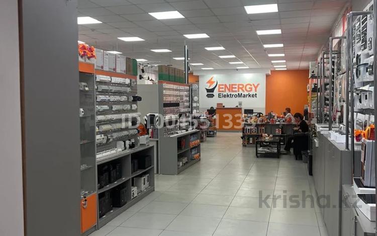 Свободное назначение, офисы, магазины и бутики, образование, кабинеты и рабочие места, студии · 240 м² за 840 000 〒 в Актобе — фото 2