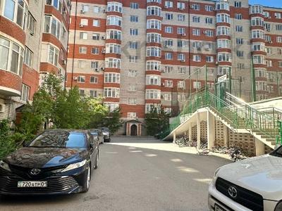 2-бөлмелі пәтер · 68.5 м² · 4/9 қабат, мкр Нурсая, Таумуш Жумагалиев 15, бағасы: 29 млн ₸ в Атырау