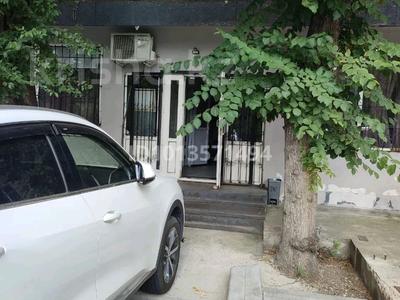 2-бөлмелі пәтер · 75 м² · 1/4 қабат, Абиш Кекилбайулы 129/2 — Напротив клуба Кайрат,вход со двора., бағасы: 600 000 ₸ в Алматы, Бостандыкский р-н