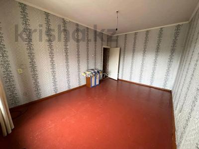 1-бөлмелі пәтер · 35 м² · 3/5 қабат, мкр Аса 30 — квартира тёплая, бағасы: 10.8 млн ₸ в Таразе