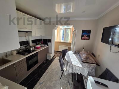3-комнатная квартира · 70.7 м² · 2/5 этаж, мкр 11 за 24.5 млн ₸ в Актобе