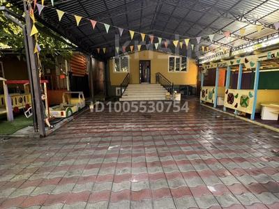 Жеке үй · 10 бөлме · 220 м² · 6 жүзд., Құлагер ш/а. 67 — Омарова 67, бағасы: 120 млн ₸ в Алматы, Жетысуский р-н
