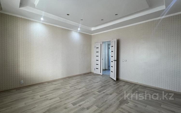 4-бөлмелі пәтер · 81 м² · 5/5 қабат, Шаталюка 30, бағасы: 18 млн ₸ в Сатпаев — фото 2