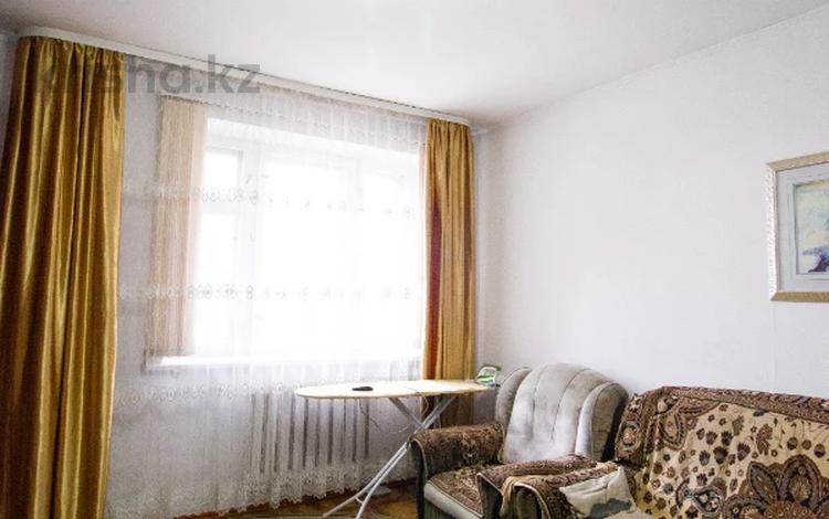 2-комнатная квартира, 52 м², 2/5 этаж, Алдабергенова за 18 млн 〒 в Талдыкоргане — фото 2