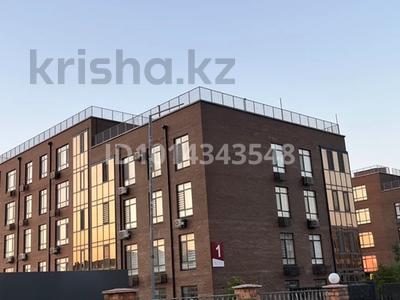 5-бөлмелі пәтер · 185 м² · 4/5 қабат, микрорайон Нуртас 1/9 блок 2 — улица Каусар, бағасы: 72 млн ₸ в Шымкенте, Каратауский р-н