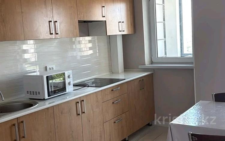 2-комнатная квартира · 68 м² · 9/12 этаж, Аргынбекова 29/4 к2 — Шаяхметов за 200 000 ₸ в Шымкенте, Каратауский р-н — фото 3