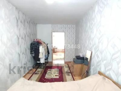 2-комнатная квартира · 47 м², мкр Каратау, Қаратау ш/а. 16 — Адал магазин жақта за 10.5 млн ₸ в Таразе