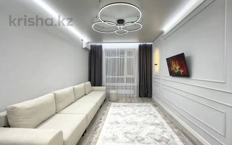 3-комнатная квартира · 110 м² · 8/15 этаж, Розыбакиева 320 за 60 000 ₸ в Алматы, Бостандыкский р-н — фото 2