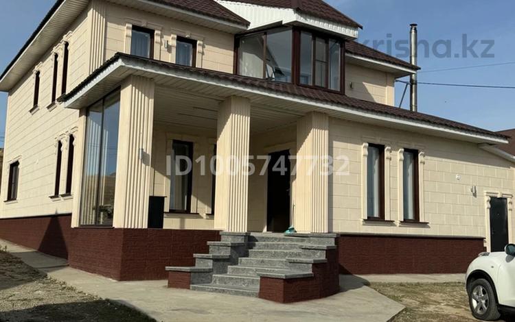 Отдельный дом · 6 комнат · 300 м² · 10 сот., К. Айжигитова за 300 млн 〒 в Усть-Каменогорске — фото 2
