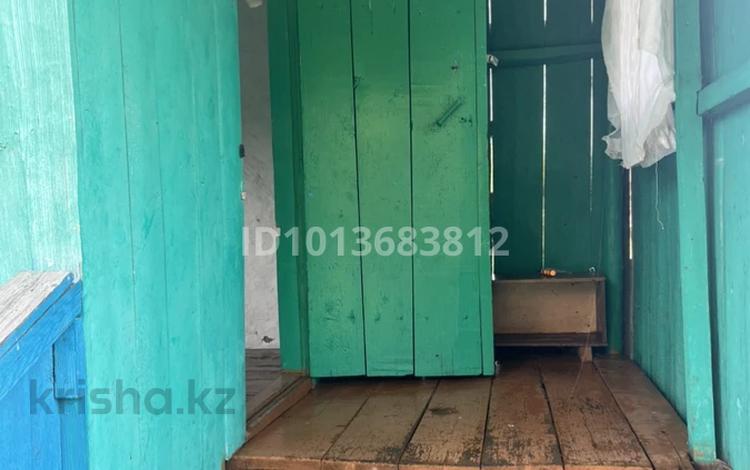 Жеке үй · 2 бөлме · 40 м², Самархан 13, бағасы: 5 000 ₸ в Усть-Каменогорске — фото 2