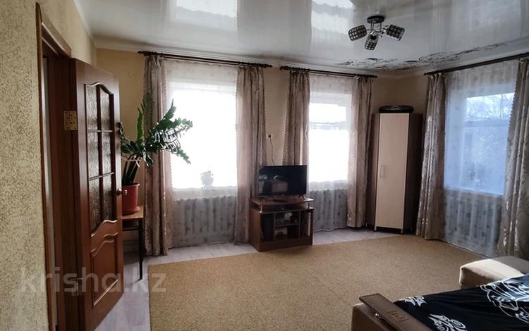 Жеке үй · 3 бөлме · 60 м² · 13 сот., Штурмовая, бағасы: 18 млн ₸ в Усть-Каменогорске — фото 2