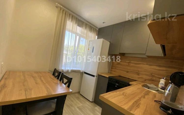 1-бөлмелі пәтер · 30 м² · 2/5 қабат, Протозанова 39 — Протозанова Кабанбай батыра, бағасы: 15 000 ₸ в Усть-Каменогорске, Ульбинский — фото 2