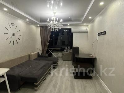3-комнатная квартира · 80 м² · 7/12 этаж, Казыбек би 43/9 за 500 000 ₸ в Алматы, Медеуский р-н