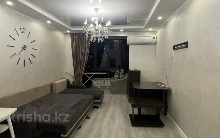 3-комнатная квартира · 80 м² · 7/12 этаж, Казыбек би 43/9 за 500 000 ₸ в Алматы, Медеуский р-н — фото 2