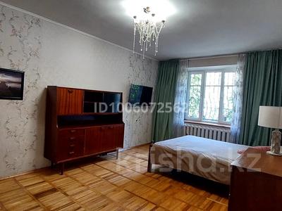 3-бөлмелі пәтер · 77 м² · 1/4 қабат, Желтоксан — Абая, бағасы: 74 млн 〒 в Алматы, Бостандыкский р-н