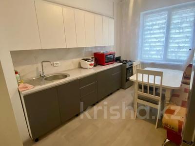 1-комнатная квартира · 37 м² · 1/9 этаж, мкр Аксай-5 за 25 млн ₸ в Алматы, Ауэзовский р-н
