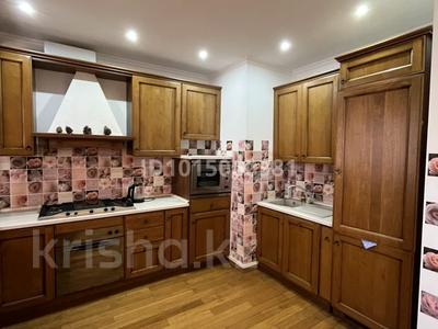 4-комнатная квартира · 106 м², Абая 4 за 30 млн ₸ в Актобе