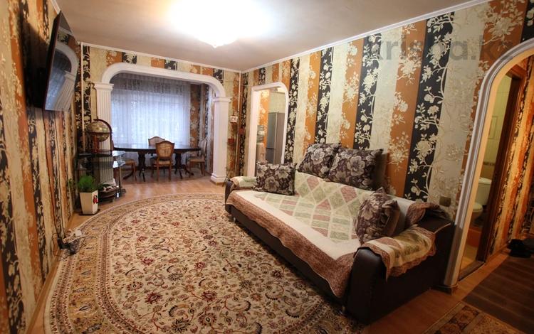 3-комнатная квартира · 70 м² · 1/4 этаж, мкр №10 4 — Шаляпина за 29 млн 〒 в Алматы, Ауэзовский р-н — фото 2