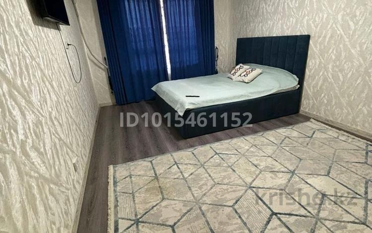 1-бөлмелі пәтер · 50 м² · 8/9 қабат, Северо-Запад ш/а — Төлеметова/Сырым батыр, бағасы: 18 000 ₸ в Шымкенте, Абайский р-н — фото 2