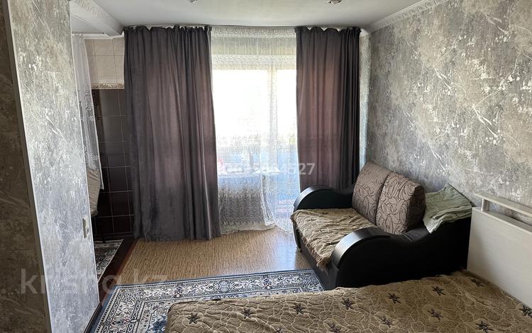 1-комнатная квартира · 36 м² · 3/5 этаж, Шакарима 35 — Дулатова за 10 000 ₸ в Семее, Красный Кордон — фото 2