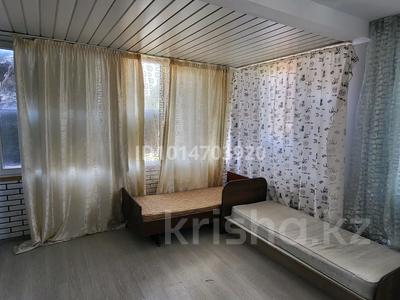 1-комнатная квартира · 80 м² · 3/3 этаж, мкр Таугуль, Пятницкого 84 — Берегового за 120 000 ₸ в Алматы, Ауэзовский р-н