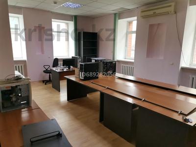 Офисы • 40 м² за 152 000 〒 в Петропавловске