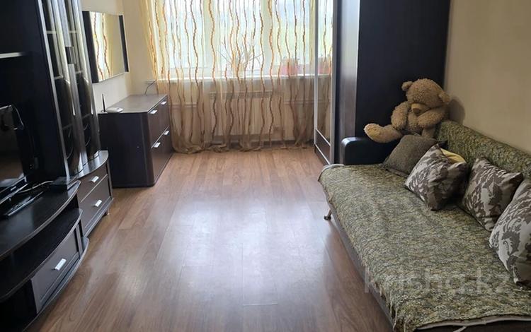 3-комнатная квартира · 64 м² · 6/9 этаж, Джандосова за 70 млн ₸ в Алматы, Бостандыкский р-н — фото 2