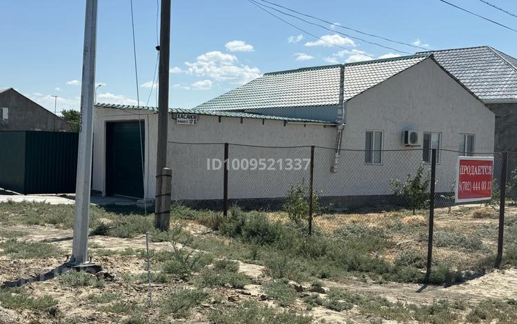 Жеке үй · 3 бөлме · 85 м² · 7 жүзд., мкр Ракуша, С.Хасанов 17б, бағасы: 26 млн ₸ в Атырау — фото 2