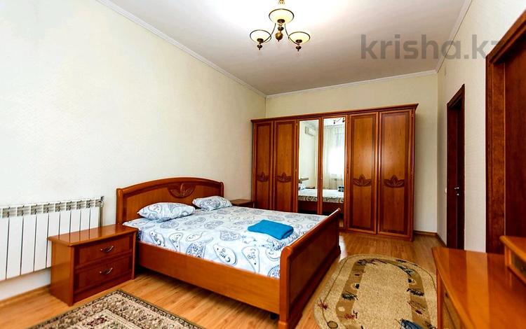 1-комнатная квартира · 54 м² · 19/22 этаж, мкр Самал-2, Достык 160 — Достык Плаза за 20 000 ₸ в Алматы, Медеуский р-н — фото 2