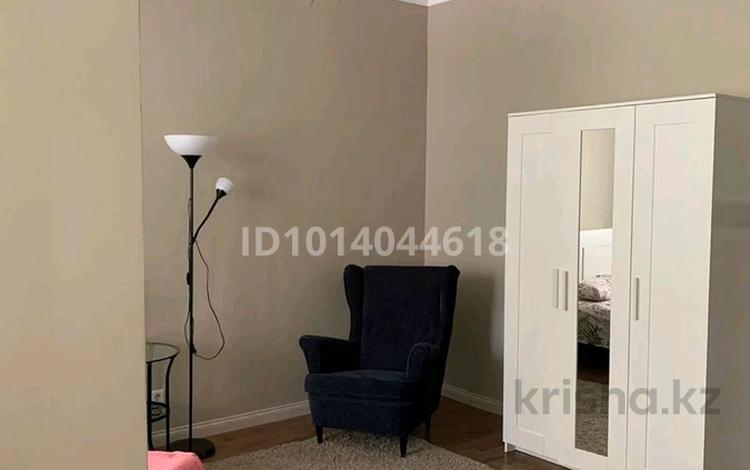 1-бөлмелі пәтер · 40 м² · 4/13 қабат, Кабдолова 14, бағасы: 12 000 ₸ в Алматы, Ауэзовский р-н — фото 2