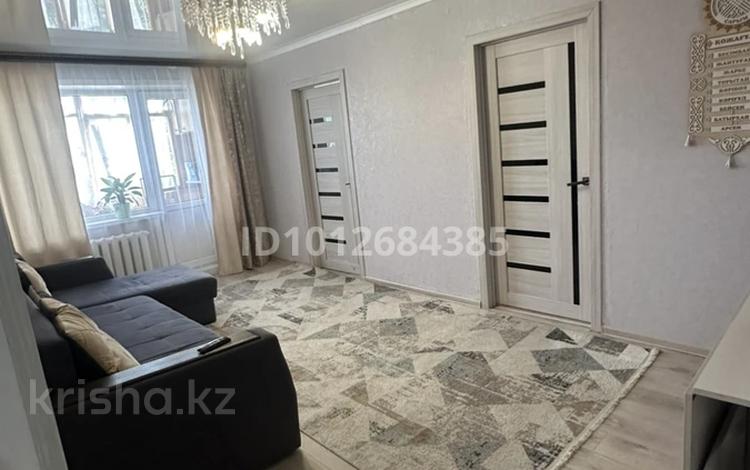 4-бөлмелі пәтер · 61 м² · 4/5 қабат, Майкудук, 17й микрорайон 50, бағасы: 18.5 млн ₸ в Караганде, Алихана Бокейханова р-н — фото 2