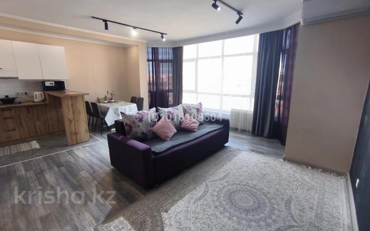 2-комнатная квартира · 50 м² · 5/5 этаж, мкр Думан-2 13 за 260 000 ₸ в Алматы, Медеуский р-н — фото 2