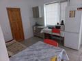 Дом · 3 комнаты · 30 м², Казахстанская 15 — ДОМИКИ С ОТОПЛЕНИЕМ. возле отеля Марсель. за 15 000 ₸ в Бурабае — фото 19
