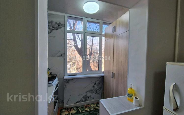 4-бөлмелі пәтер · 77.4 м² · 4/5 қабат, мкр Жансая 29, бағасы: 26 млн ₸ в Таразе — фото 2