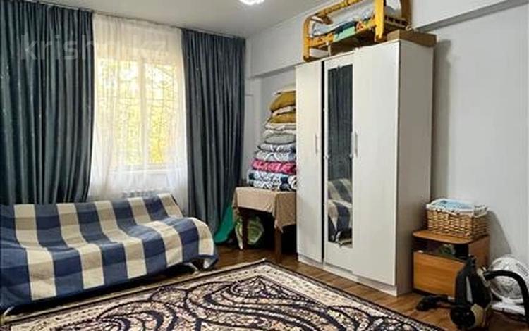 2-комнатная квартира · 50 м² · 1/5 этаж, мкр Мамыр-3 5 за 35 млн ₸ в Алматы, Ауэзовский р-н — фото 3