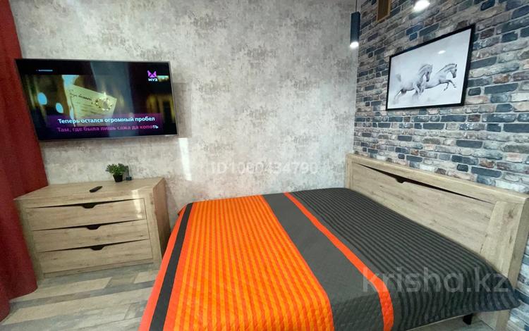 1-комнатная квартира · 34 м² · 2/4 этаж, Назарбаева 44 — 45 Аптека за 13 000 ₸ в Усть-Каменогорске — фото 2