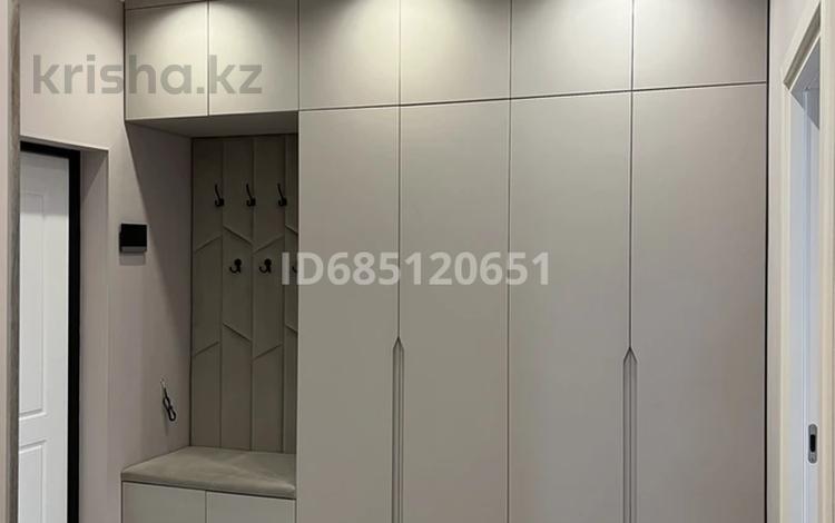3-бөлмелі пәтер · 103 м² · 14/15 қабат, 17-ш/а. 46/1, бағасы: 40.5 млн ₸ в Актау, 17-й мкр — фото 3