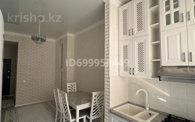 1-комнатная квартира · 45 м² · 7/10 этаж, 19-й мкр за 10 000 ₸ в Актау — фото 2