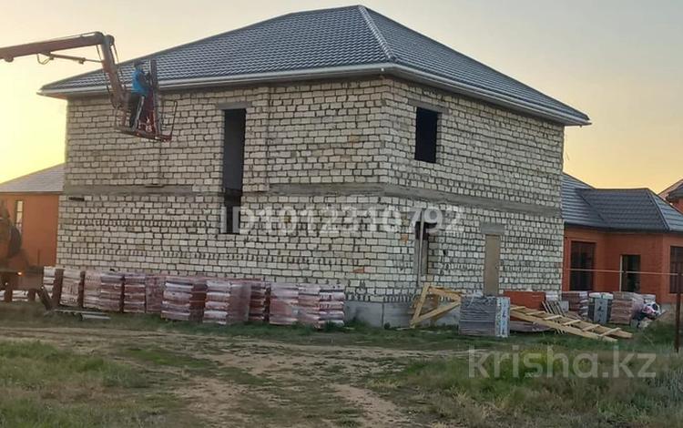 Отдельный дом · 8 комнат · 260 м² · 10 сот., Жастар 2 за 28 млн ₸ в Актобе, жилой массив Жанаконыс — фото 2
