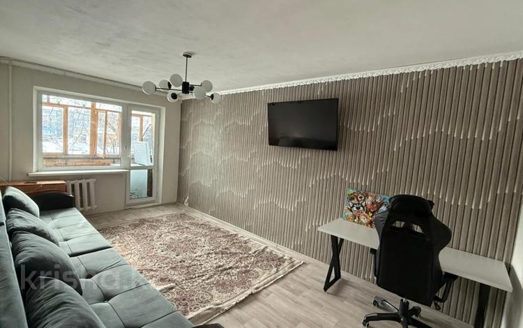 2-бөлмелі пәтер · 44 м² · 2/5 қабат, Майкудук, 16й микрорайон, бағасы: 9.5 млн ₸ в Караганде, Алихана Бокейханова р-н — фото 2