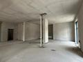 4-комнатная квартира · 219.3 м² · 1/3 этаж, Ондасынова — Керей-Жанибек Хандар за 264 млн ₸ в Алматы, Медеуский р-н — фото 9