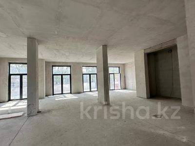 4-комнатная квартира · 219.3 м² · 1/3 этаж, Ондасынова — Керей-Жанибек Хандар за 264 млн ₸ в Алматы, Медеуский р-н