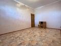 3-бөлмелі пәтер · 54 м² · 4/4 қабат, 4-й микрорайон, 4-й микрорайон 89 — Рядом есть садик, школа, детская площадка, супермаркет, салоны красоты, стоянка, спорт комплекс и так далее. цена договорная, срочно, бағасы: 20 млн ₸ в Шымкенте, Туран р-н — фото 11